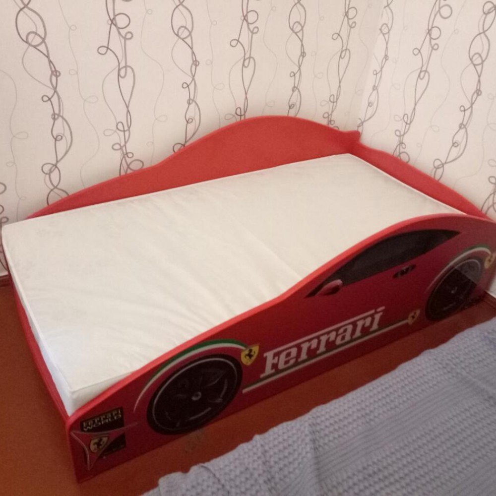 Кроватка Ferrari